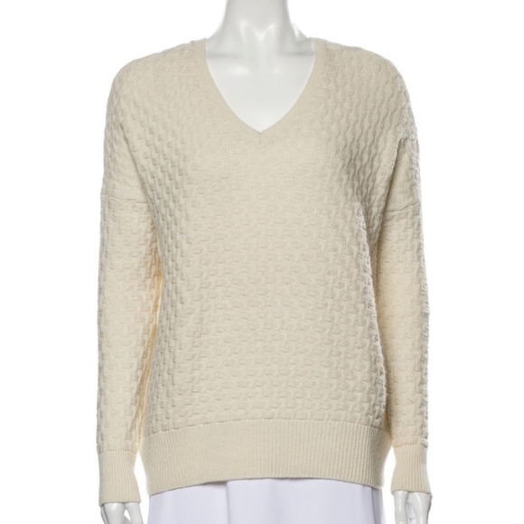 Vince Ivory V-Neck Cashmere Wool Blend Long Sleeve Textured Sweater Size Small - Picture 1 of 8